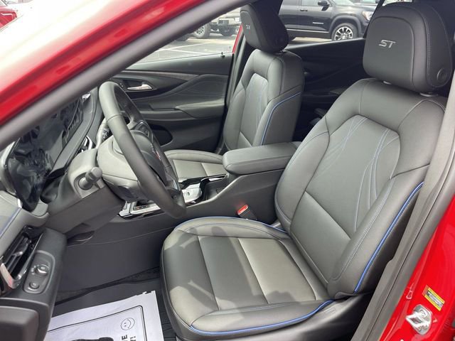 New 2026 Buick Envista Sport Touring w/ Convenience I Package FWD image 11