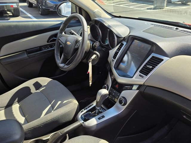 Used 2016 Chevrolet Cruze LS image 11