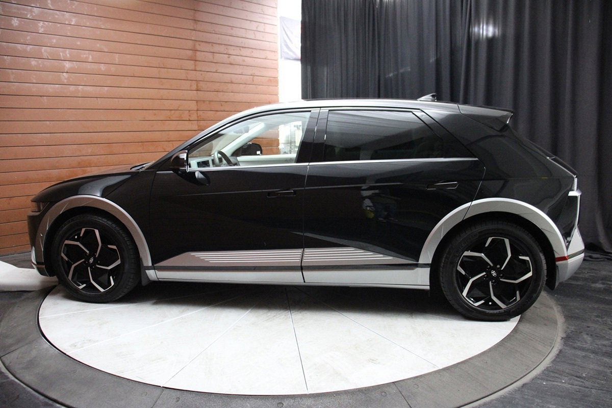 Used 2024 Hyundai Ioniq 5 Limited RWD image 20