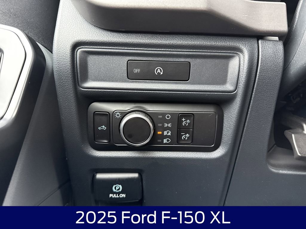 Used 2025 Ford F150 XL image 24