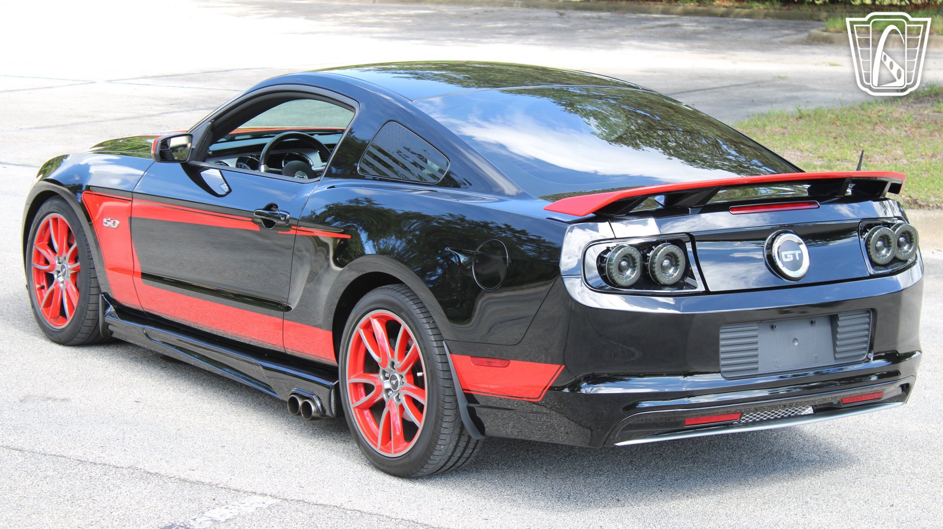 Used 2013 Ford Mustang GT Premium w/ Brembo Brake Pkg RWD image 13