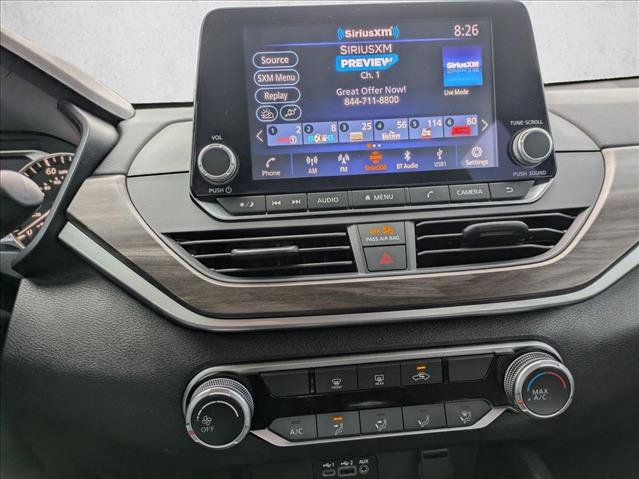 Used 2024 Nissan Altima 2.5 SV FWD image 12