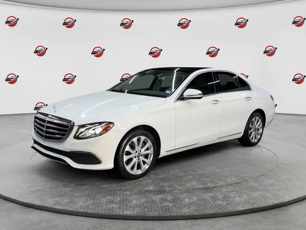 Used 2018 Mercedes-Benz E 300 4MATIC w/ Premium 1 Package image 1