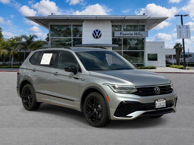 Certified 2023 Volkswagen Tiguan SE R-Line