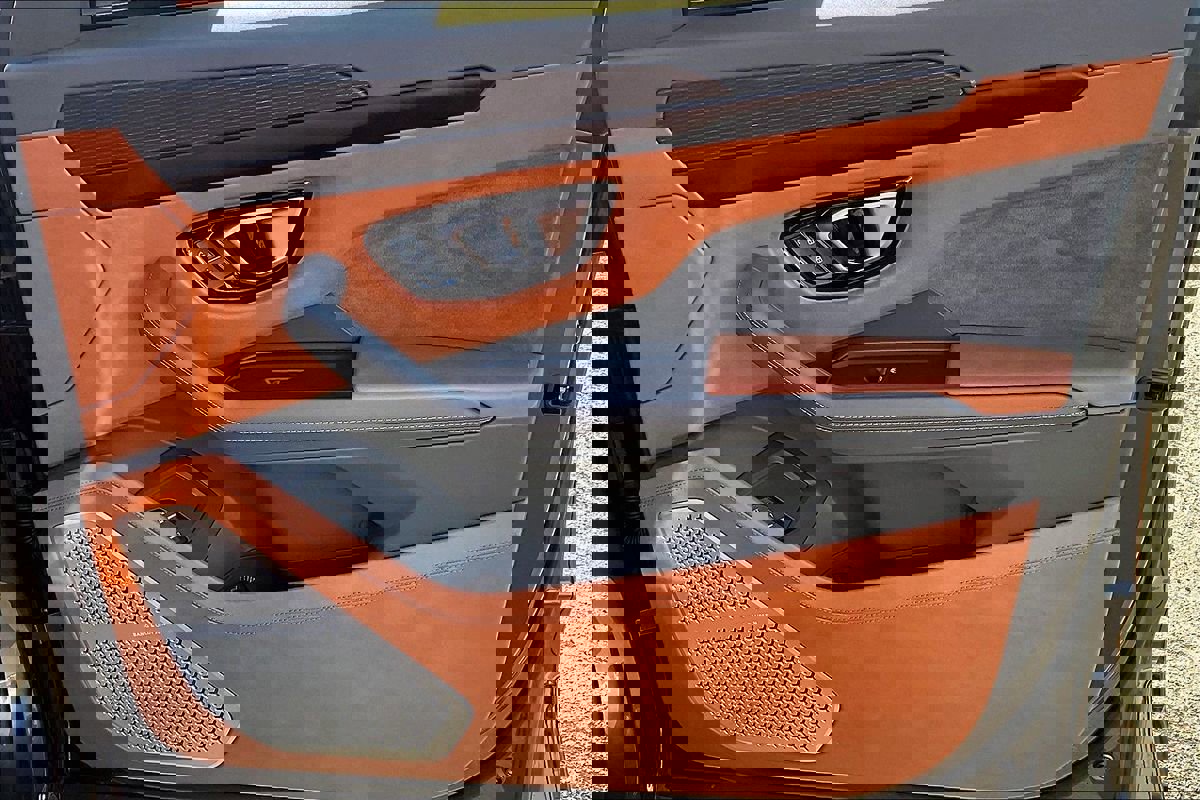 Used 2022 Lamborghini Urus image 28