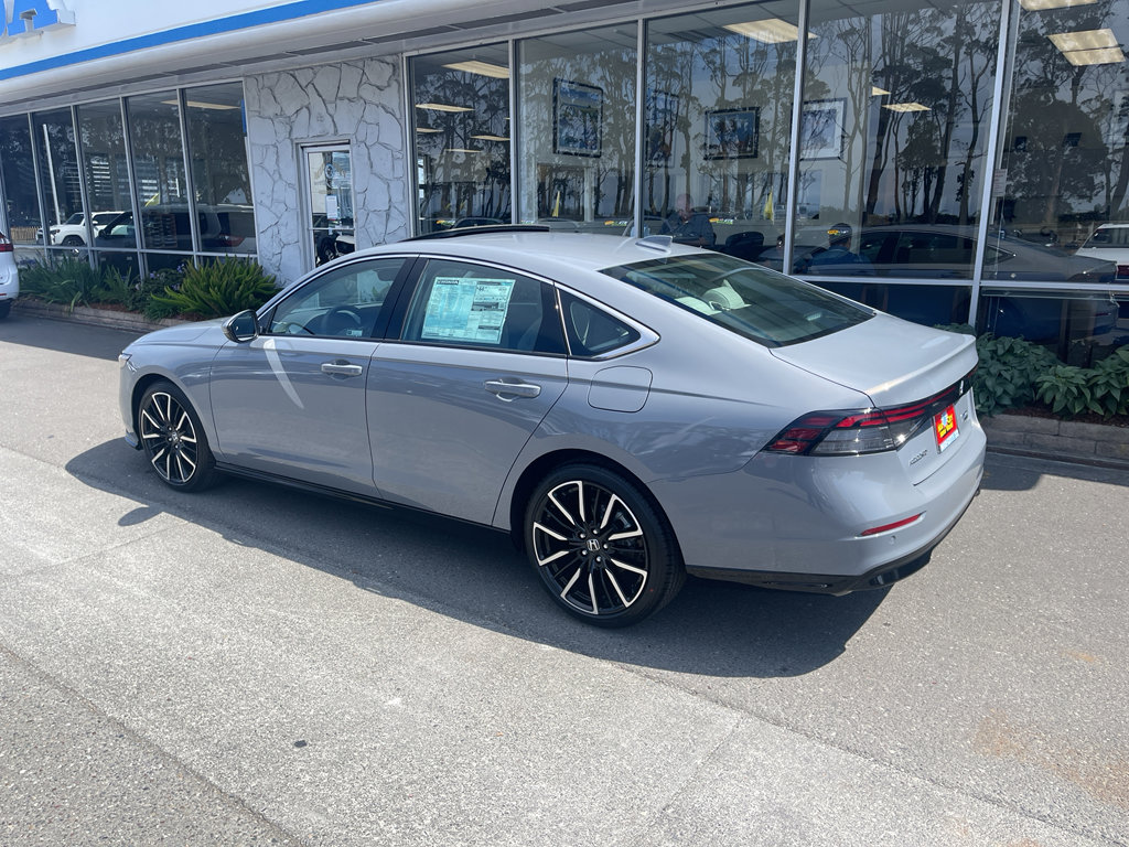 New 2025 Honda Accord Touring image 5