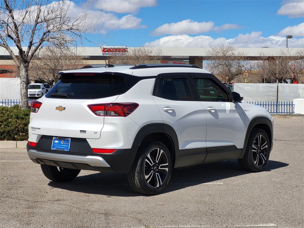 Certified 2024 Chevrolet TrailBlazer LT w/ LT Cold Weather Package image 4