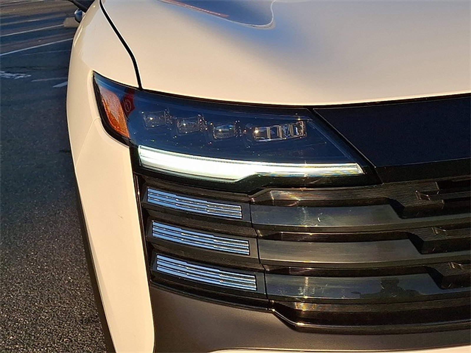 Certified 2025 Nissan Kicks S image 9