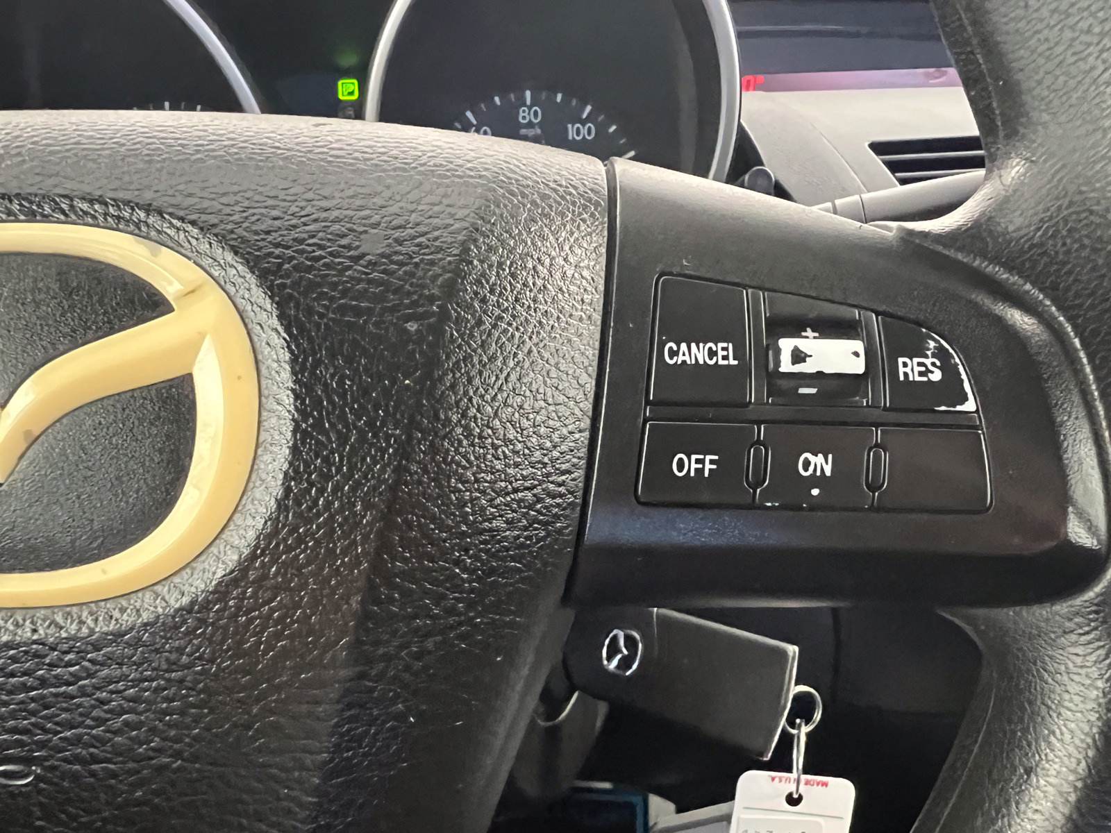 Used 2010 MAZDA MAZDA3 i Touring FWD image 24