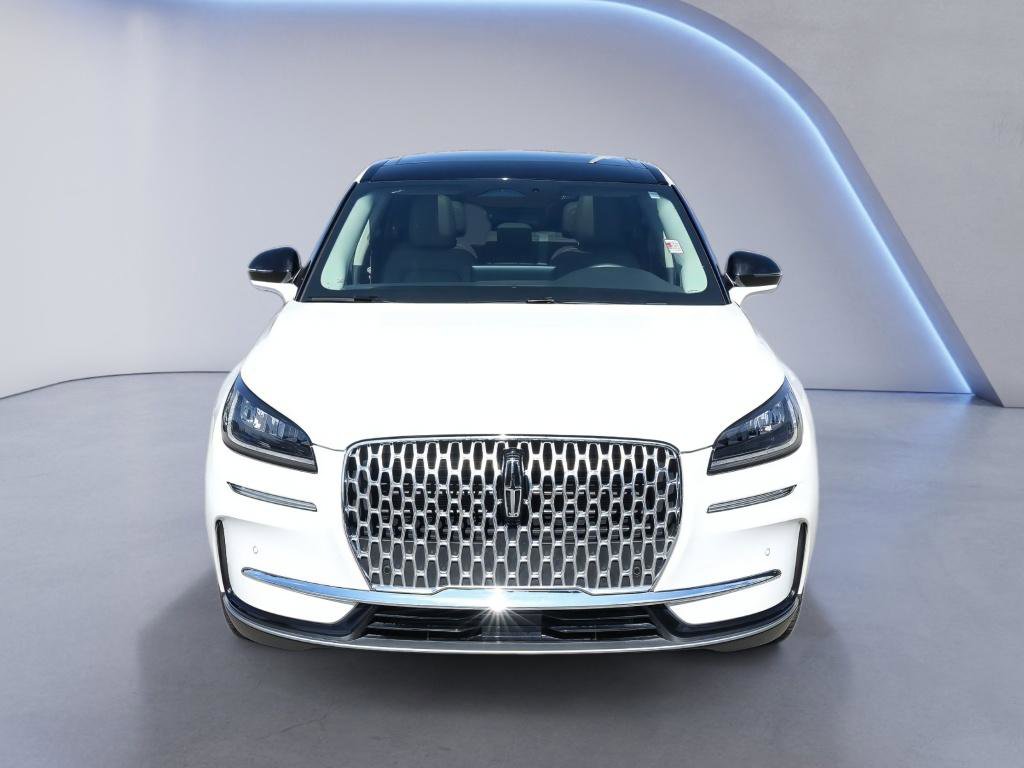 Used 2024 Lincoln Corsair AWD w/ Equipment Group 101A image 9