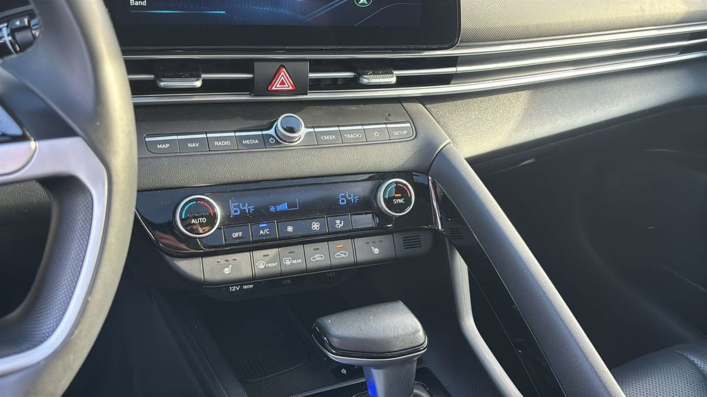Used 2025 Hyundai Elantra Limited FWD image 20