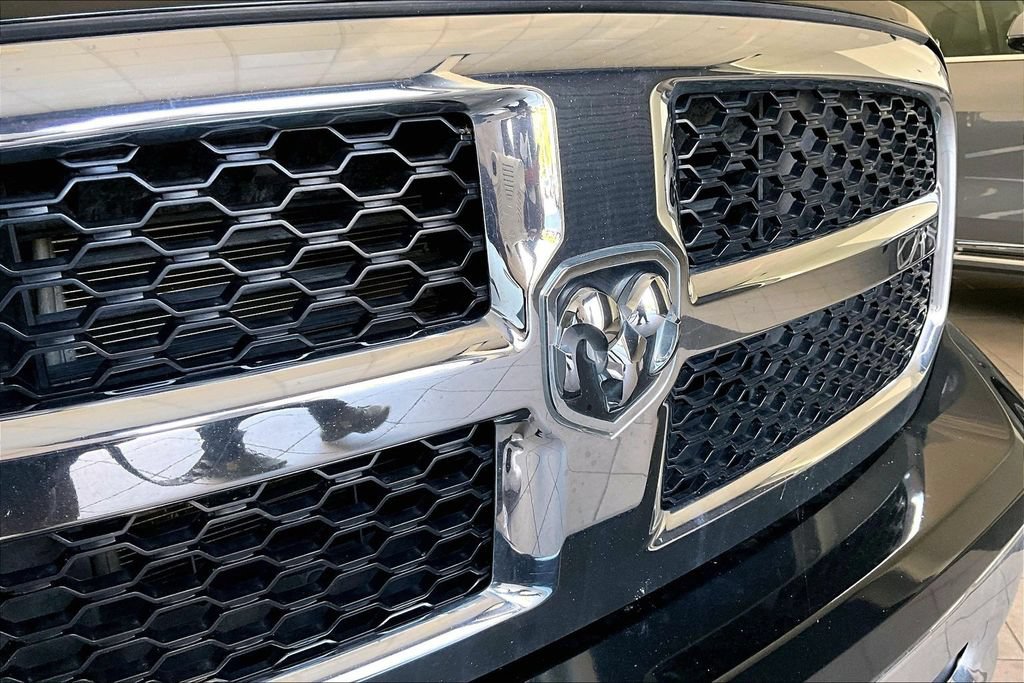 Used 2021 RAM 1500 Classic SLT RWD image 31