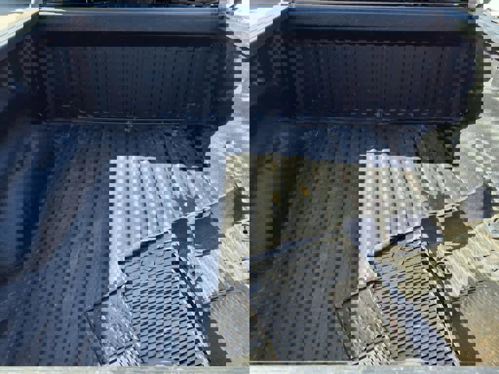 Used 2023 RAM 1500 Laramie image 3