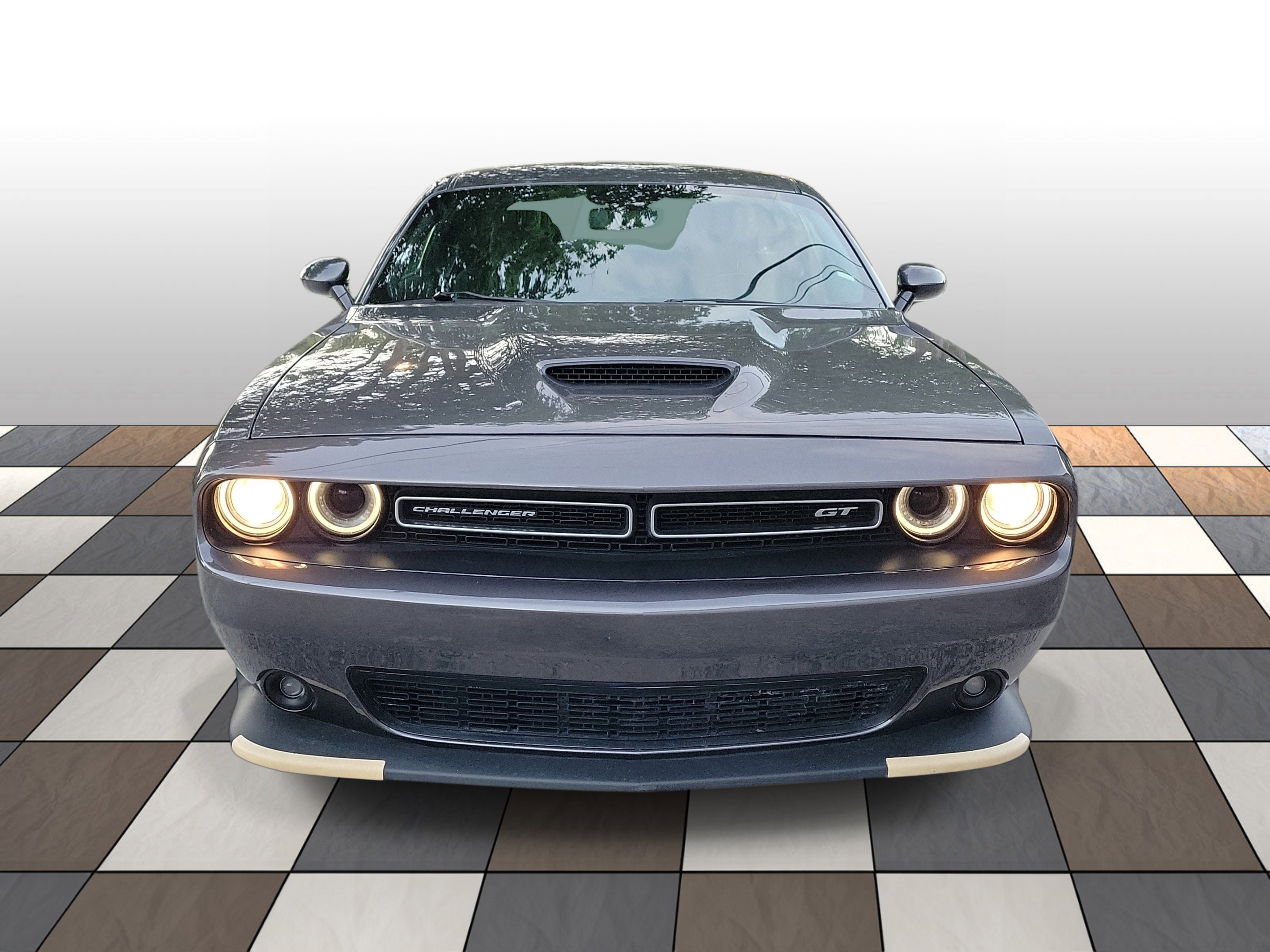 Used 2022 Dodge Challenger GT image 2