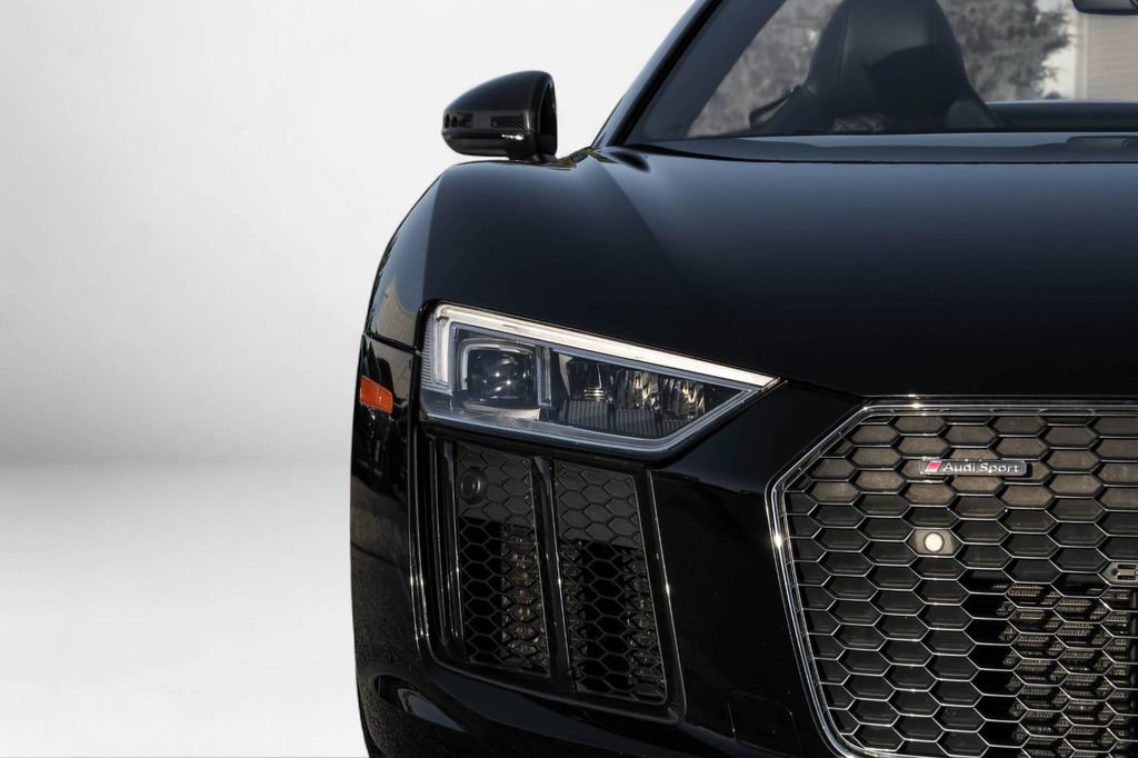 Used 2018 Audi R8 V10 plus image 45