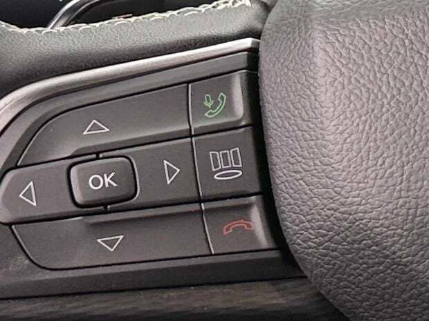 New 2025 Jeep Grand Cherokee L Laredo image 37