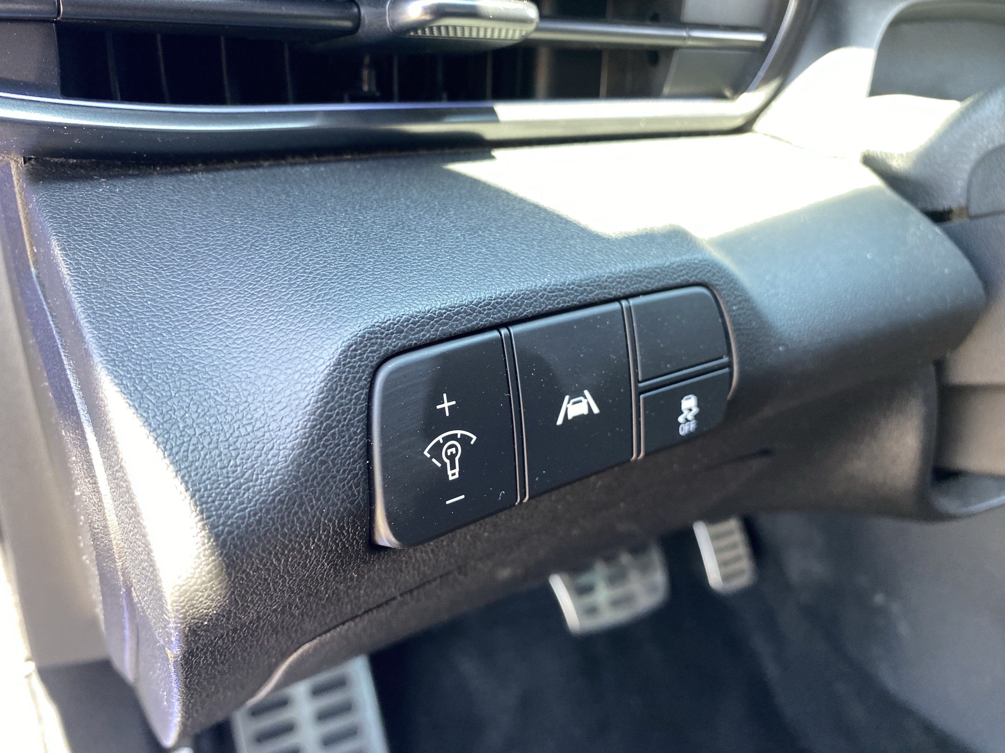 Used 2022 Hyundai Elantra N FWD image 20
