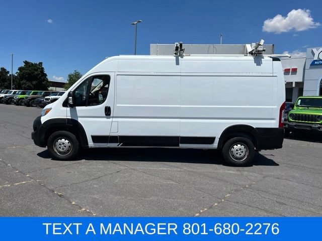 Used 2023 RAM ProMaster 2500 w/ Driver Convenience Group FWD image 2
