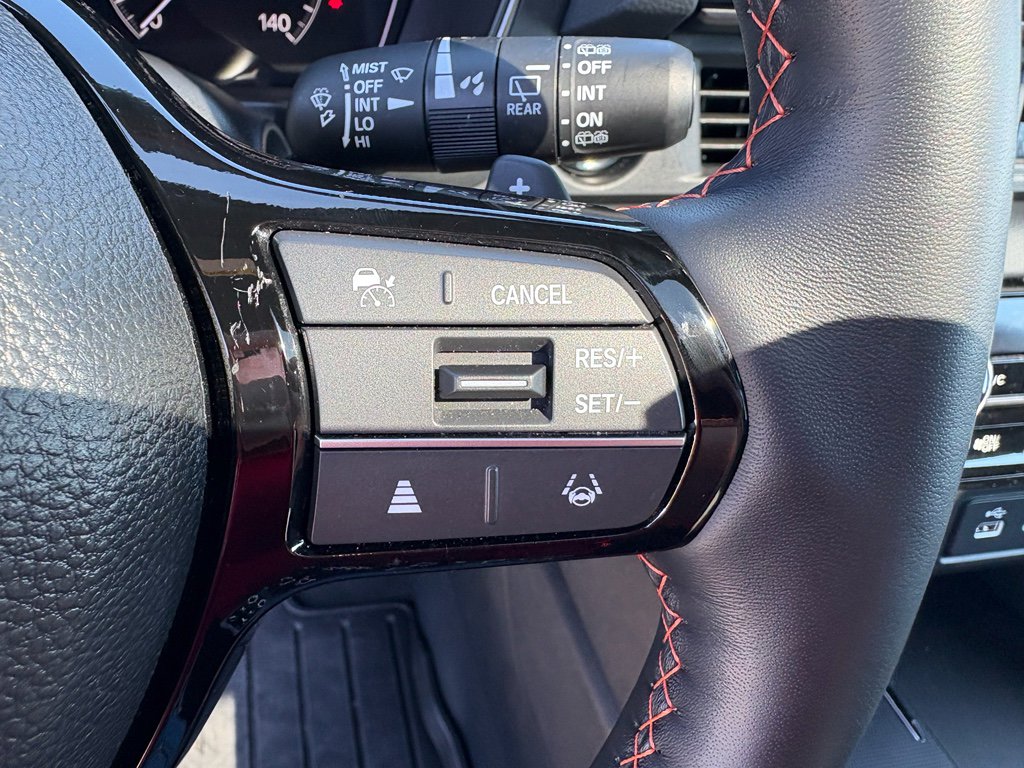 Certified 2025 Honda Pilot TrailSport image 17