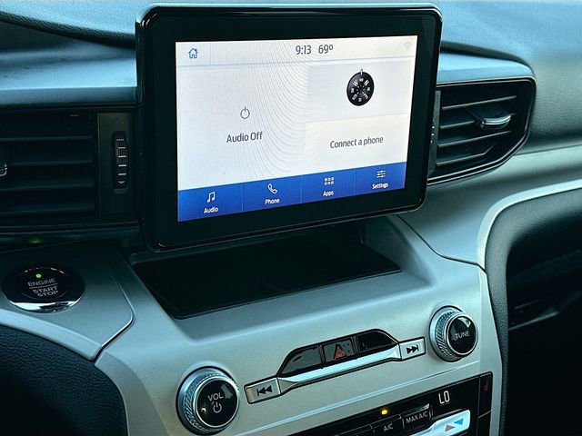 Used 2021 Ford Explorer XLT image 14