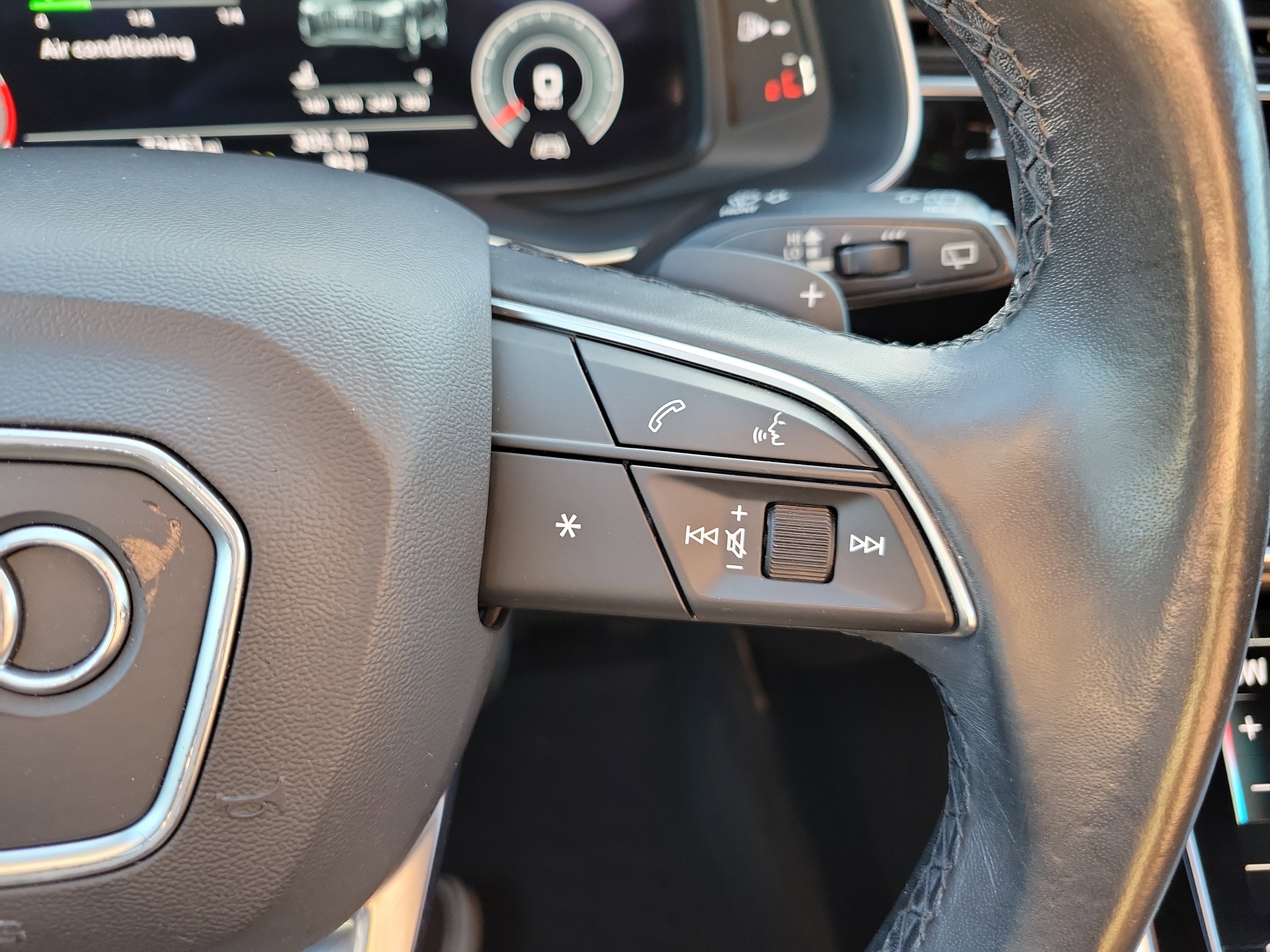 Used 2021 Audi Q7 3.0T Premium Plus w/ Premium Plus Package image 31