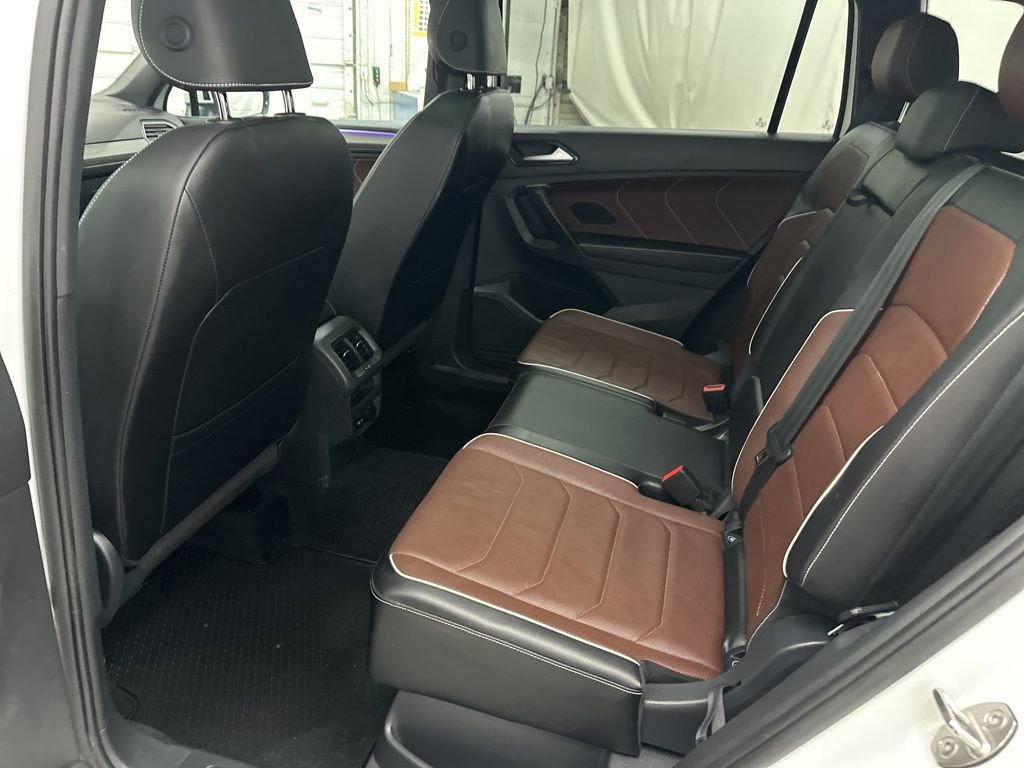 Used 2024 Volkswagen Tiguan SEL R-Line image 24