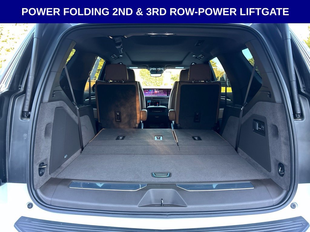 Used 2026 Cadillac Escalade Luxury w/ Touring Package RWD image 20