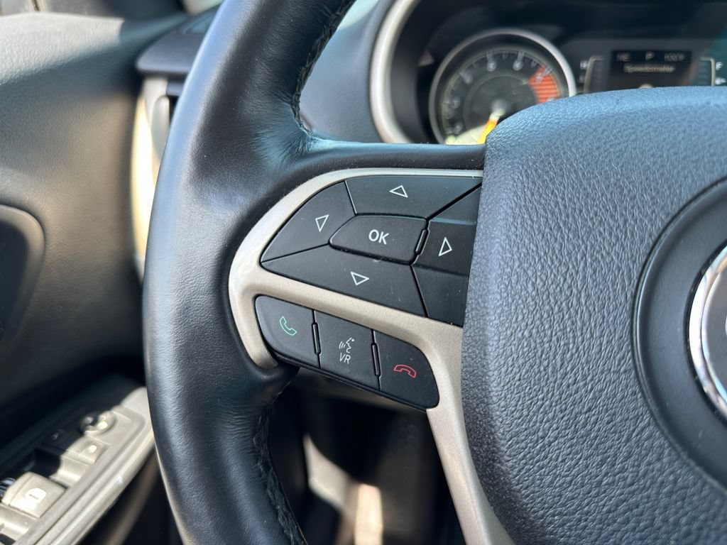 Used 2016 Jeep Cherokee 75th Anniversary AWD/4WD image 15