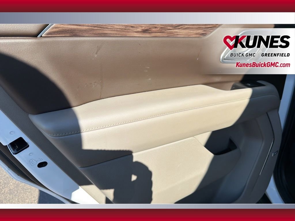 Used 2021 Chevrolet Tahoe LT image 35