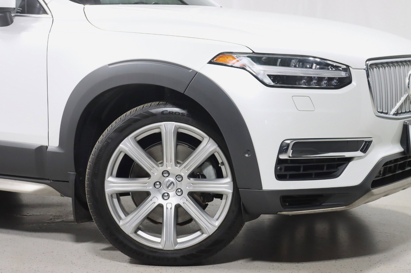 Used 2017 Volvo XC90 T8 Excellence AWD/4WD image 5
