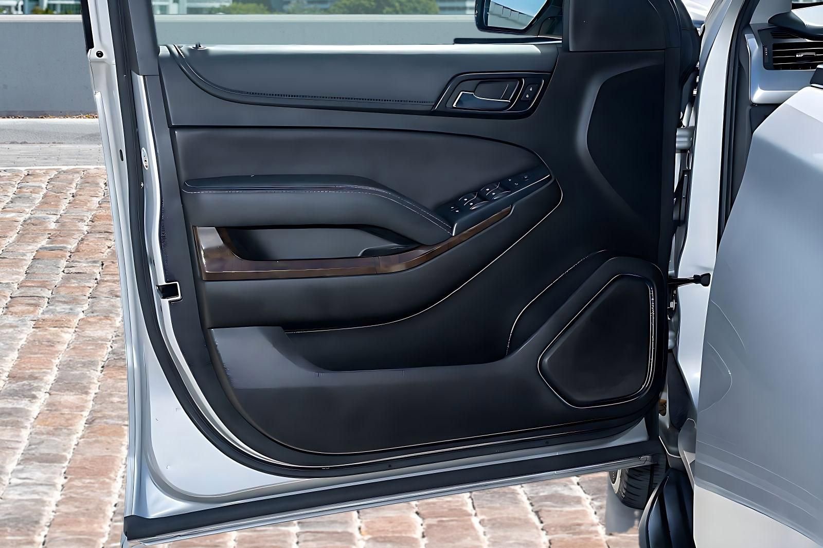 Used 2018 Chevrolet Tahoe LS image 11