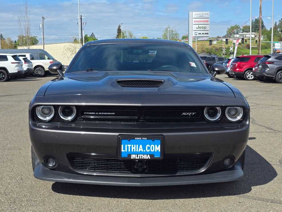 Used 2016 Dodge Challenger SRT w/ Technology Group image 8