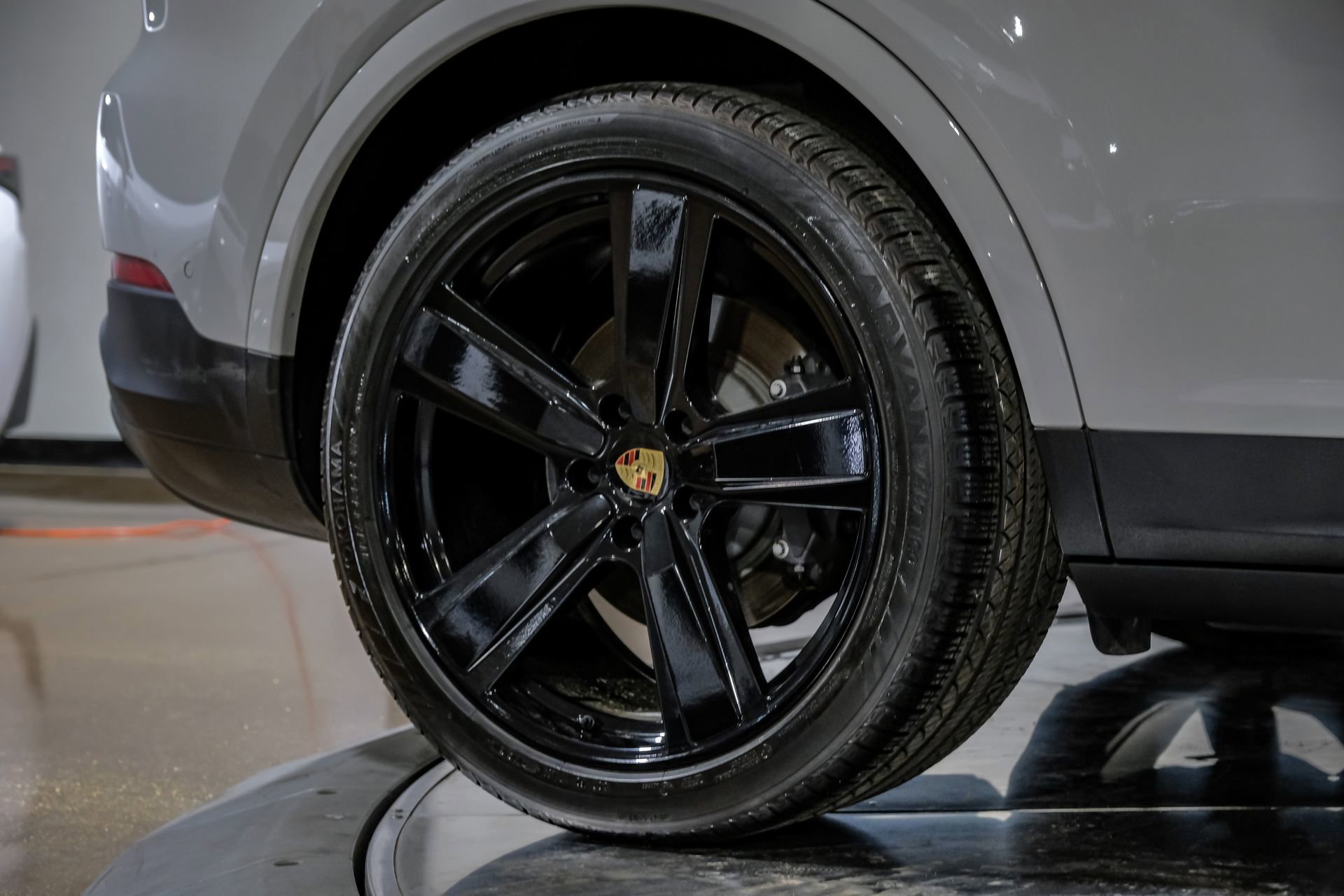 Used 2024 Porsche Cayenne Coupe image 57