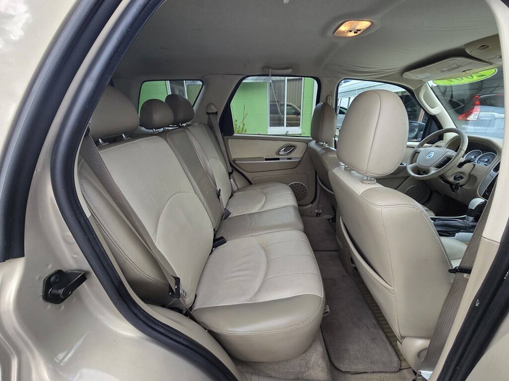 Used 2007 Mercury Mariner Luxury FWD image 14