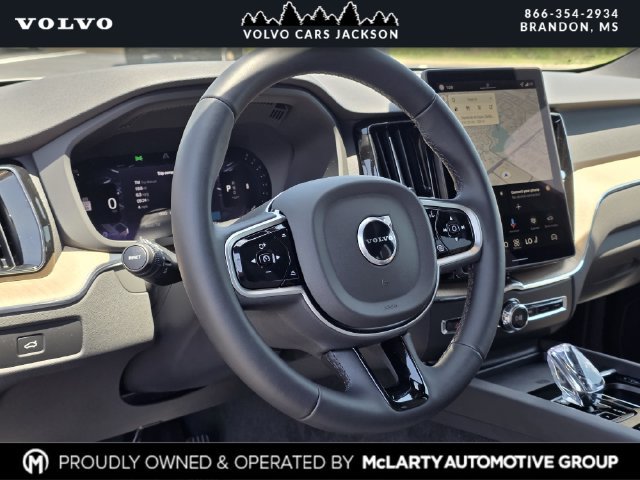 New 2026 Volvo XC60 B5 Plus w/ Protection Package Premier AWD/4WD image 23