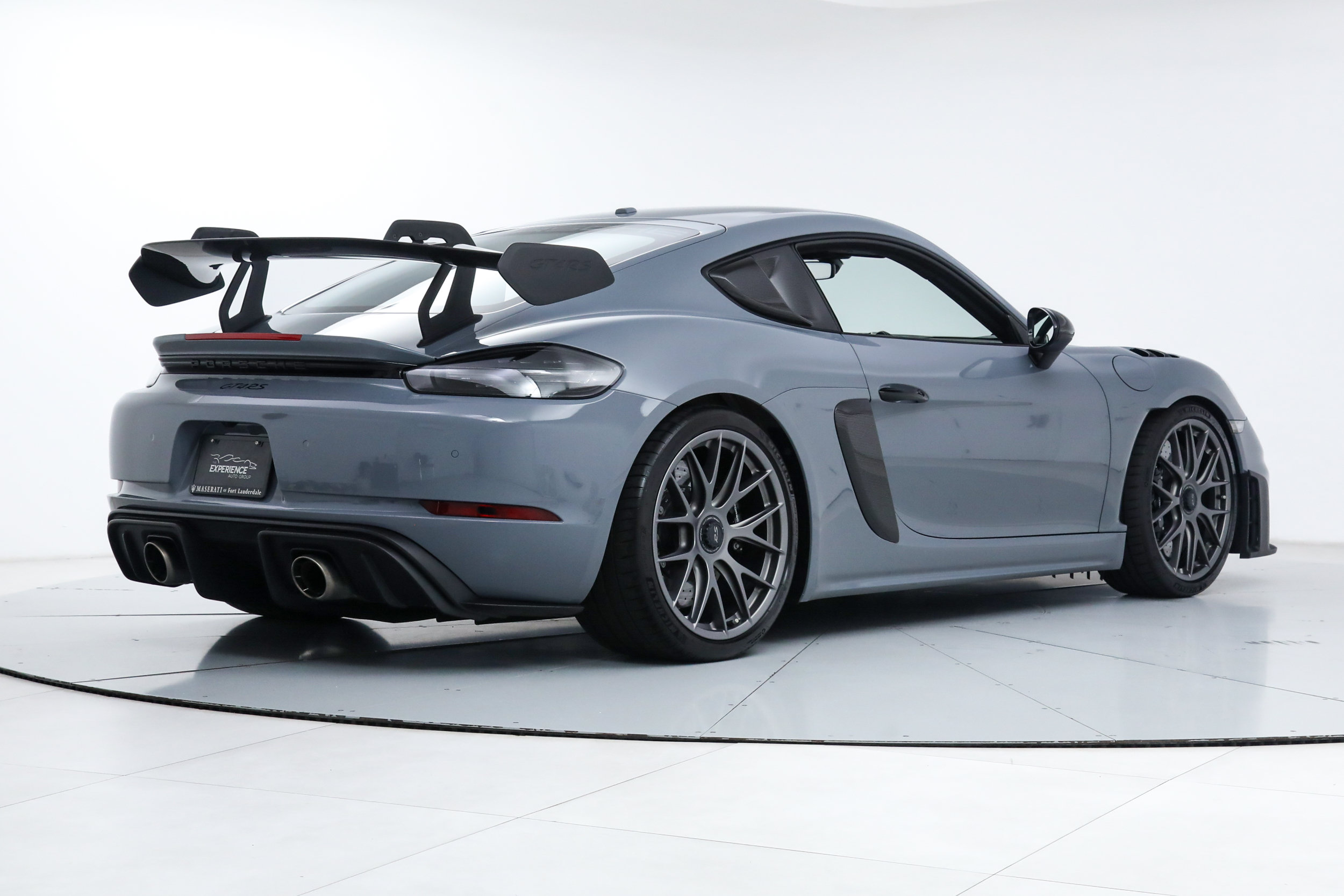 Used 2023 Porsche 718 Cayman GT4 RS RWD image 5