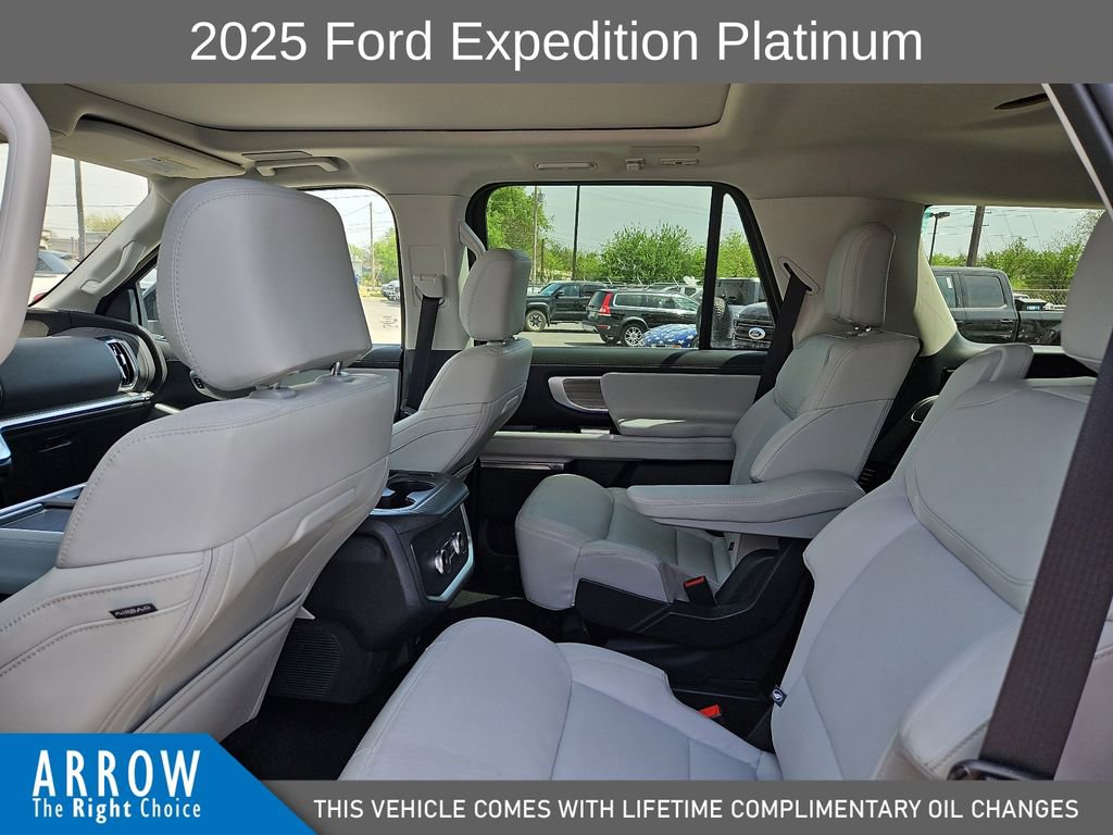 Used 2025 Ford Expedition Platinum w/ Driver's Package image 19