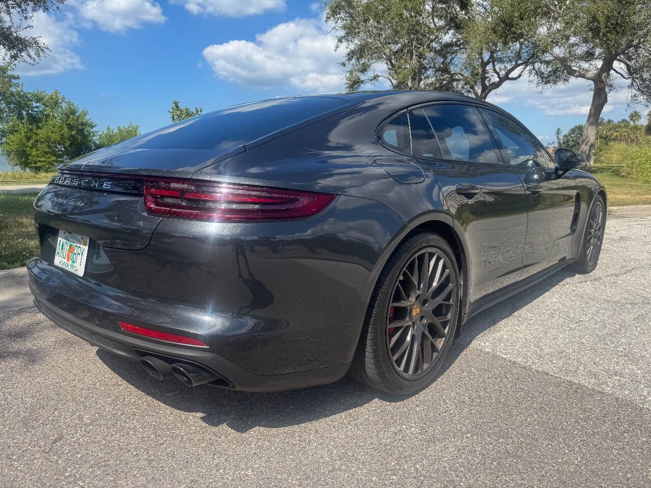 Used 2017 Porsche Panamera Turbo w/ Sport Package image 21