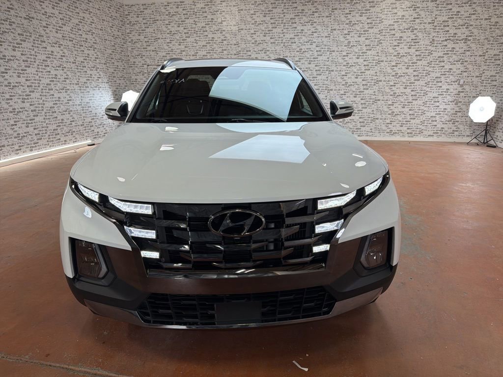 Certified 2022 Hyundai Santa Cruz Limited w/ Cargo Package image 2