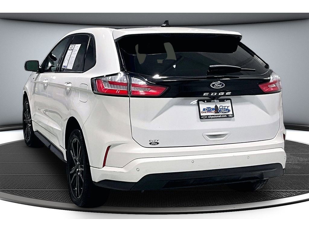 Used 2022 Ford Edge ST-Line image 14