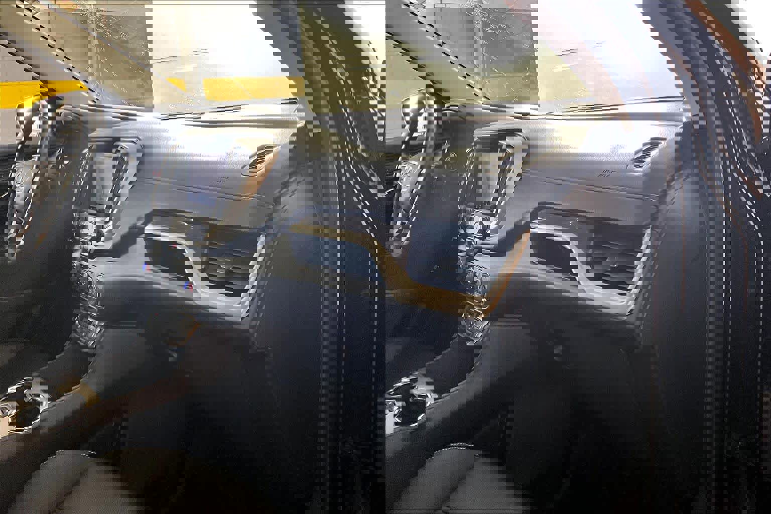 Used 2023 GMC Terrain Denali w/ Black Diamond Edition AWD/4WD image 17