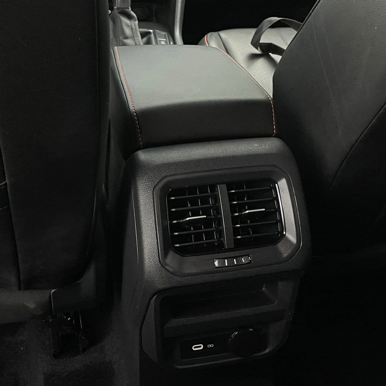 Used 2024 Volkswagen Tiguan Wolfsburg Edition AWD/4WD image 25