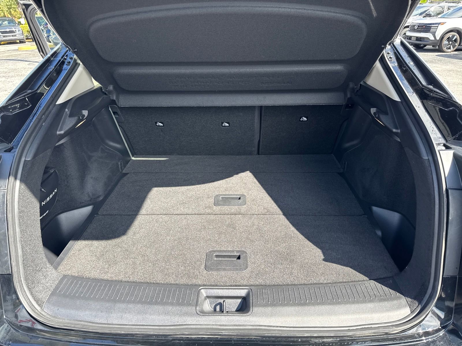 Certified 2024 Nissan Ariya FWD image 31