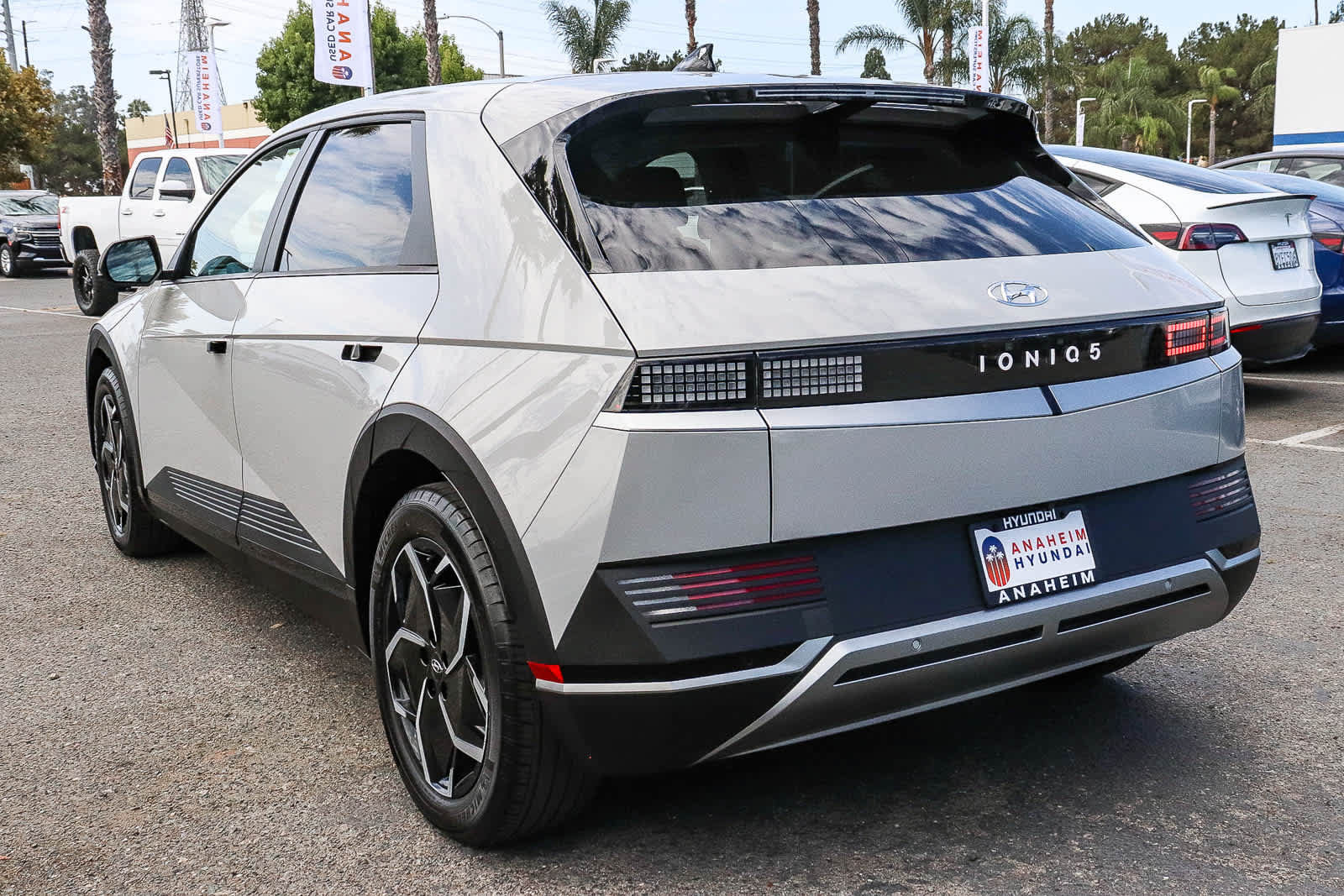Used 2024 Hyundai Ioniq 5 SE RWD image 9