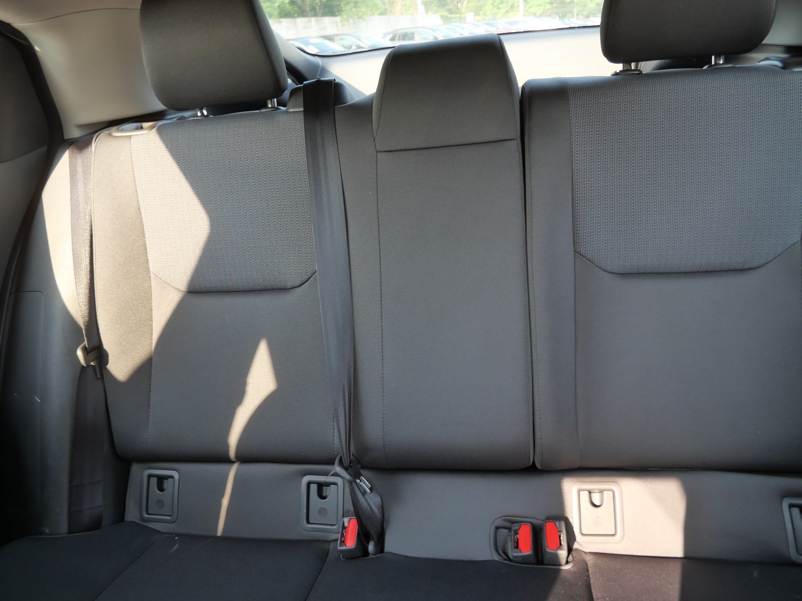 Certified 2025 Toyota Prius LE FWD image 14