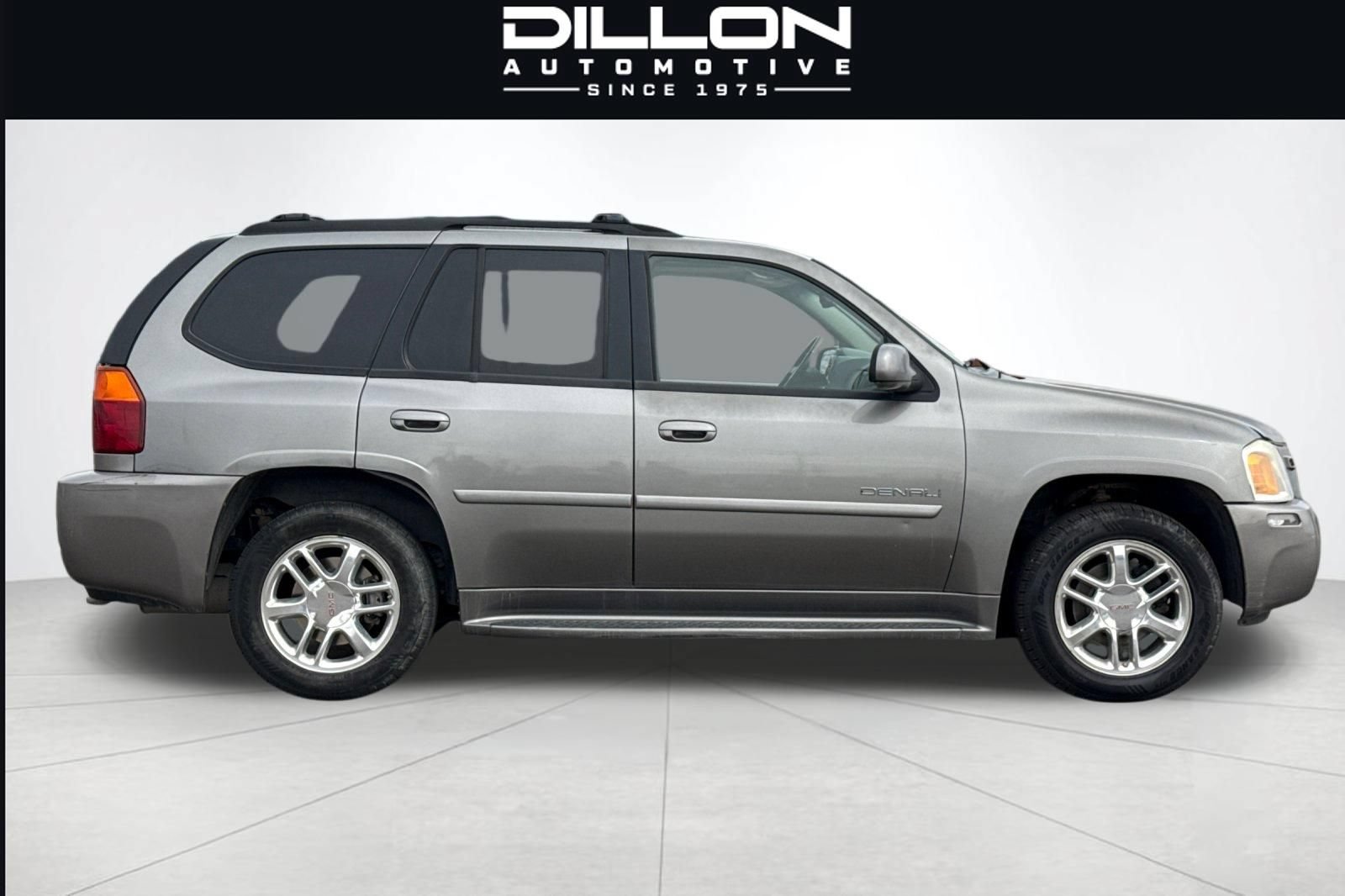 Used 2007 GMC Envoy Denali AWD/4WD image 3
