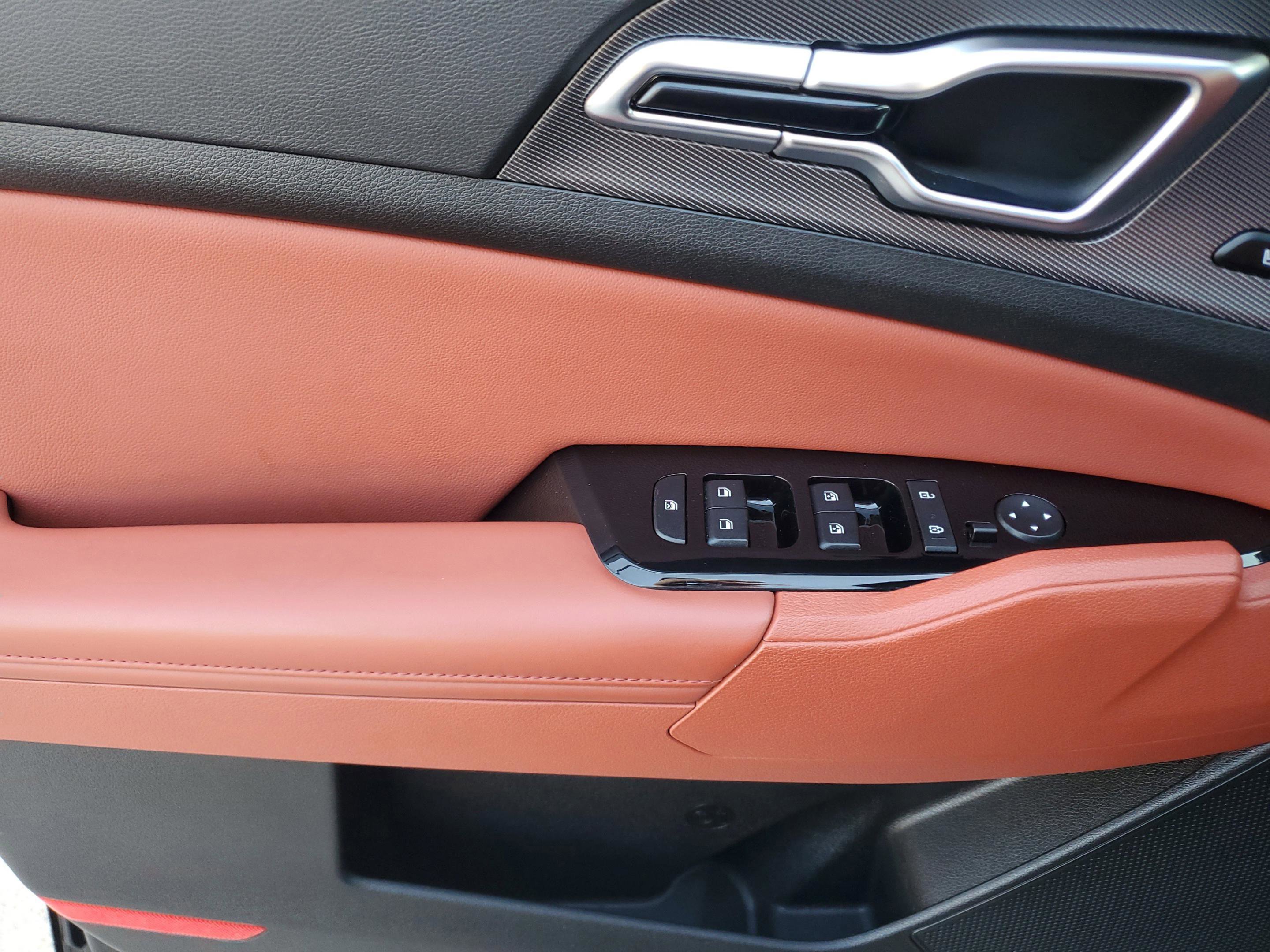 Certified 2023 Kia Sportage SX image 19