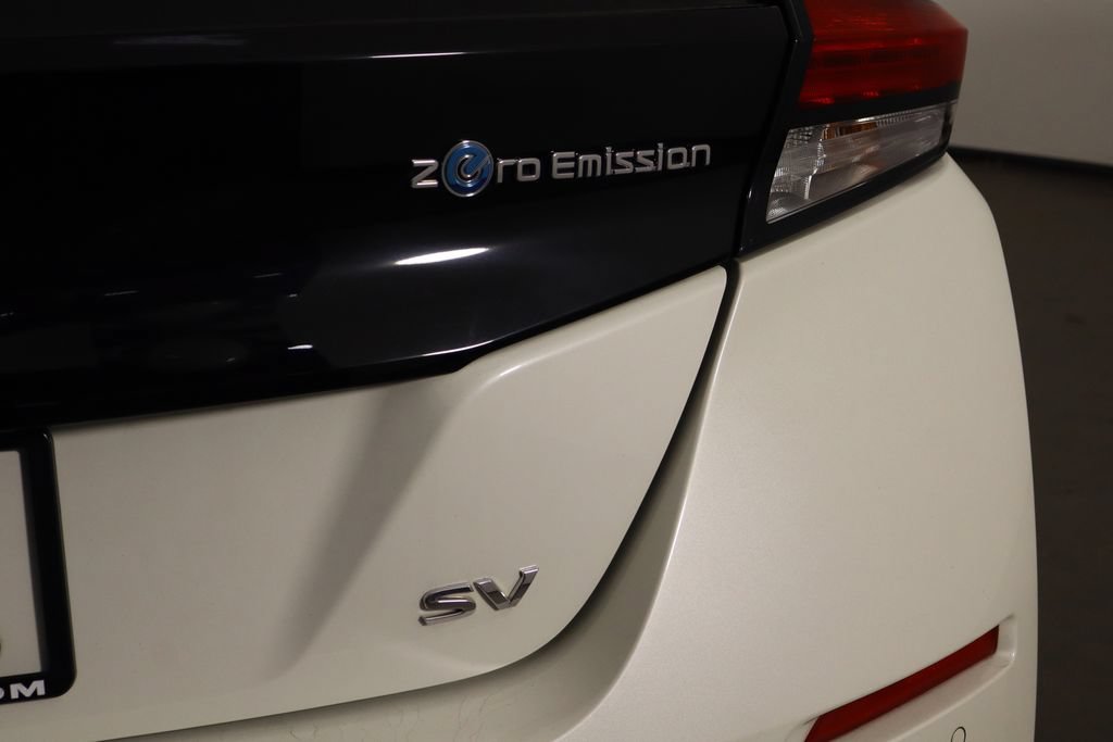 Used 2021 Nissan Leaf SV w/ SV Technology Package FWD image 38