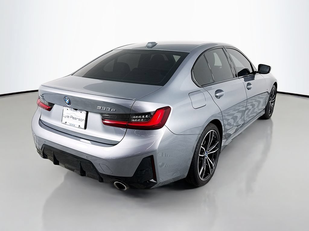 Used 2023 BMW 330e xDrive w/ M Sport Package AWD/4WD image 9