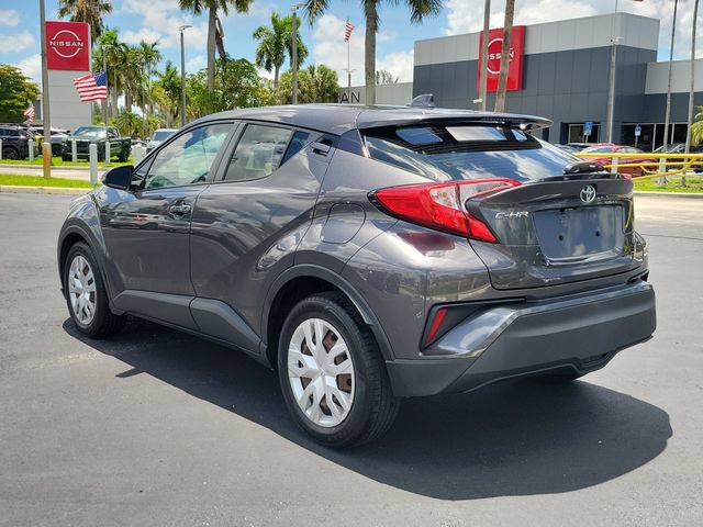 Used 2021 Toyota C-HR LE FWD image 6